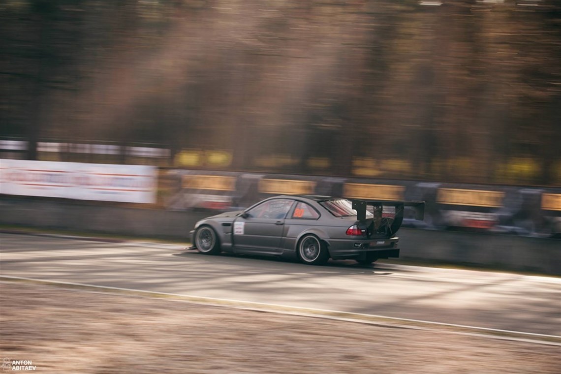 V8 bmw e46