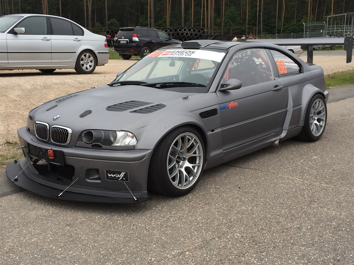 V8 bmw e46