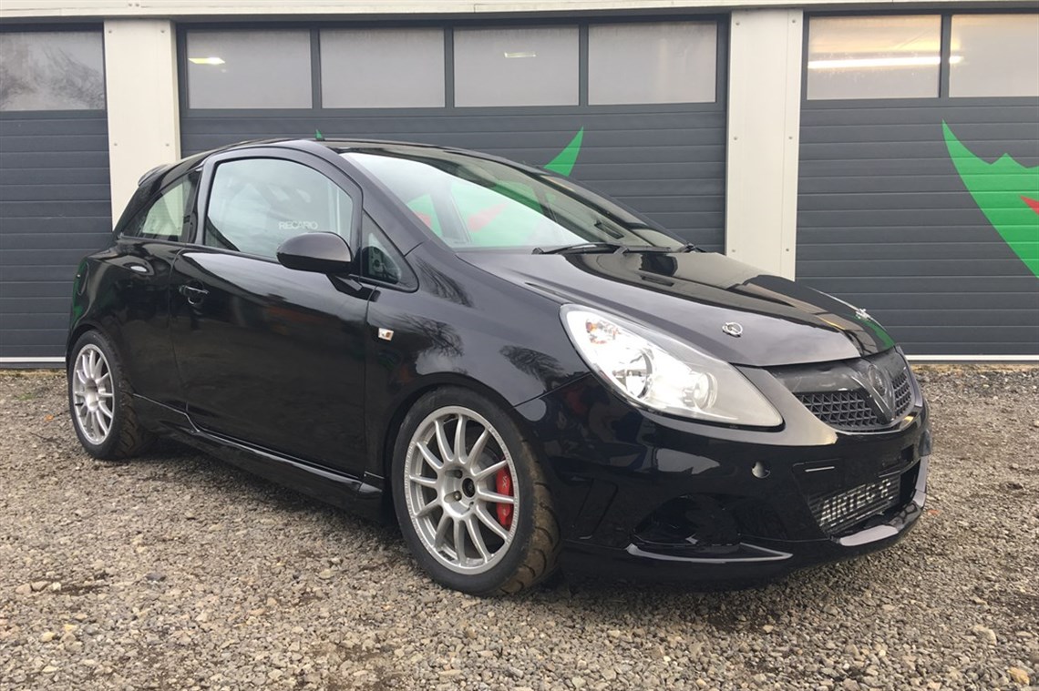 vauxhall-corsa-vxr-race-car-for-sale