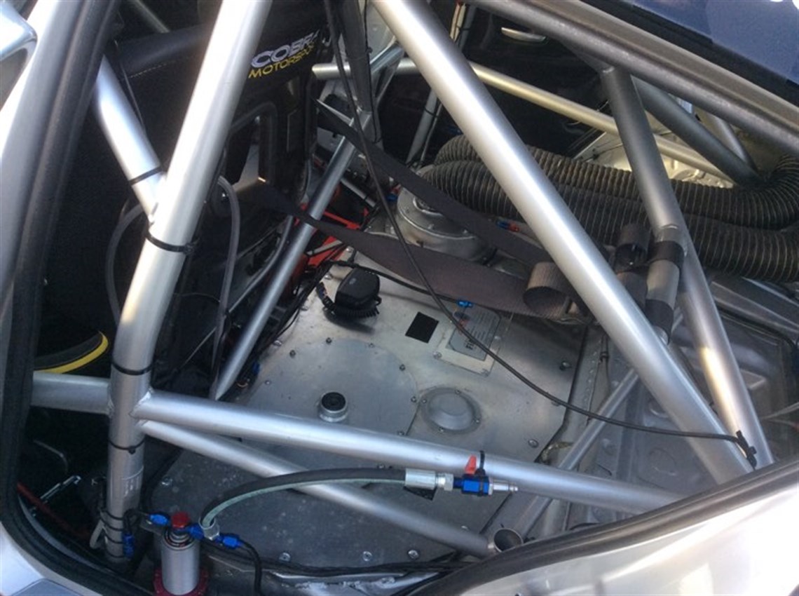 bmw-135d-endurance-race-car