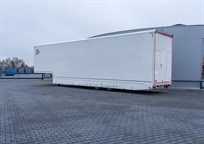 racetrailer-with-ajustuble-2nd-deck-and-offic
