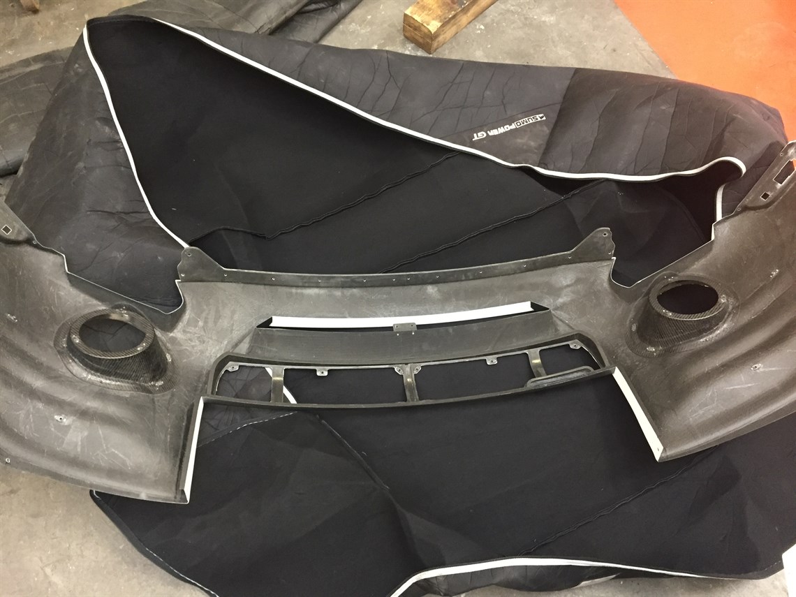 nissan-gt3-2014-front-bumper