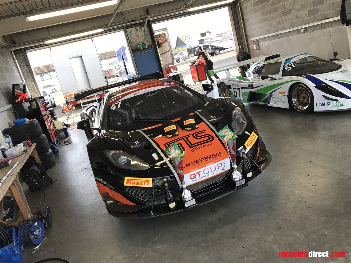 mclaren-mp4-12c-gt3---poa
