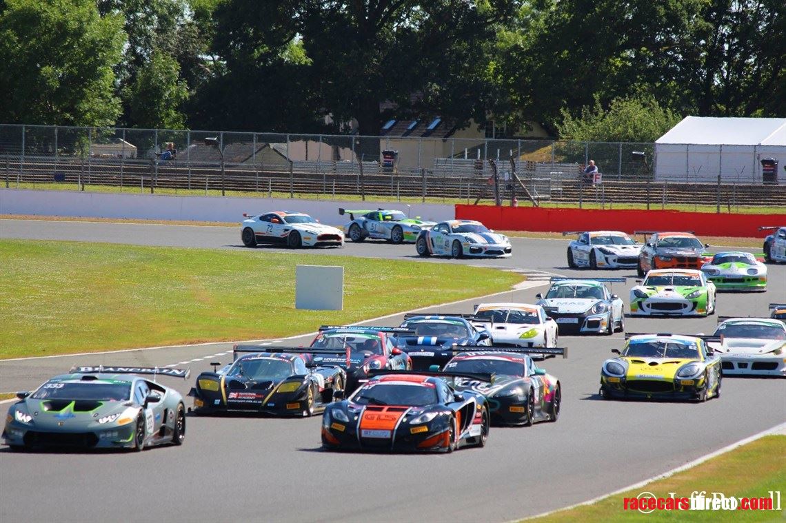 mclaren-mp4-12c-gt3---poa