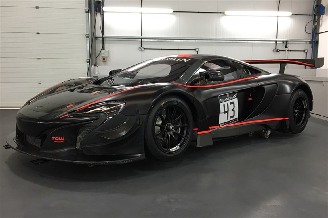 2-x-2017-mclaren-650s-gt3-cars