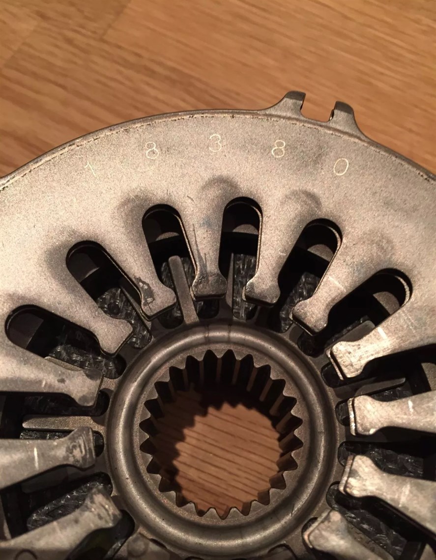 carbon-clutch-assembly-ap-f1