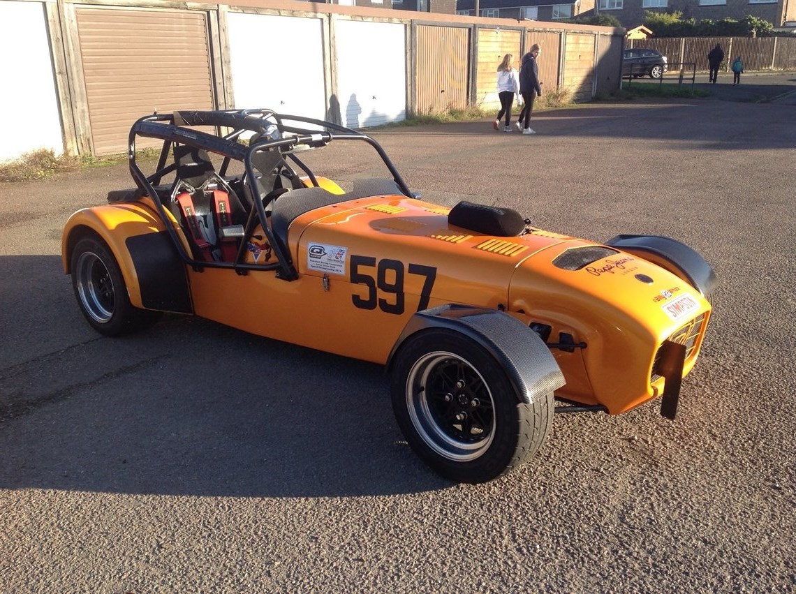 caterham-superlight-hiyabusa