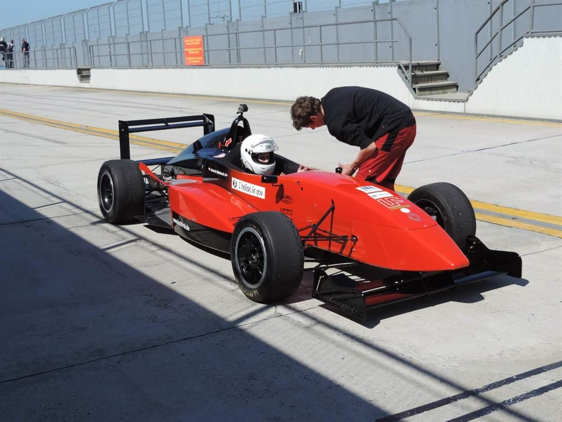 formula-renault-fr-2000