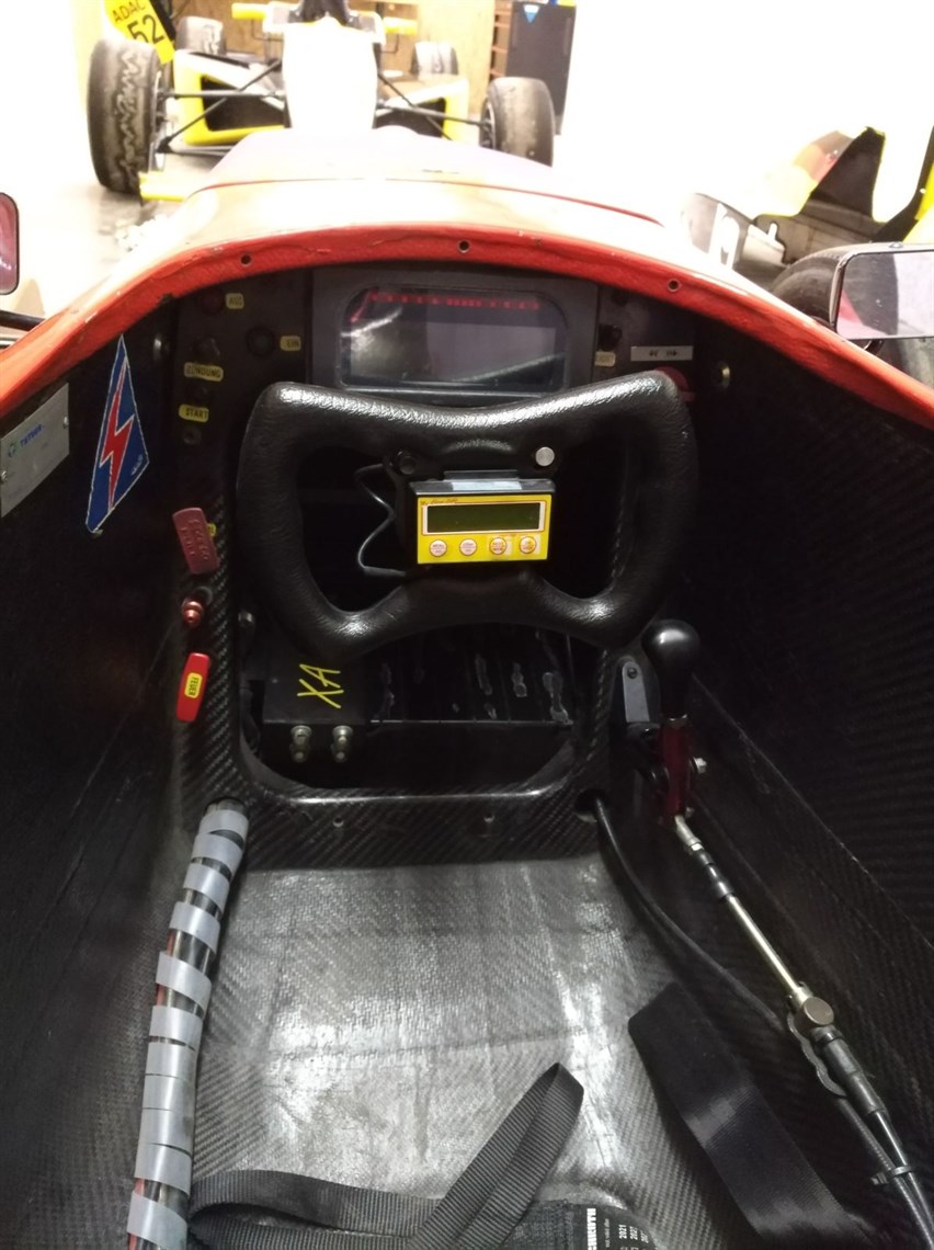 formula-renault-fr-2000