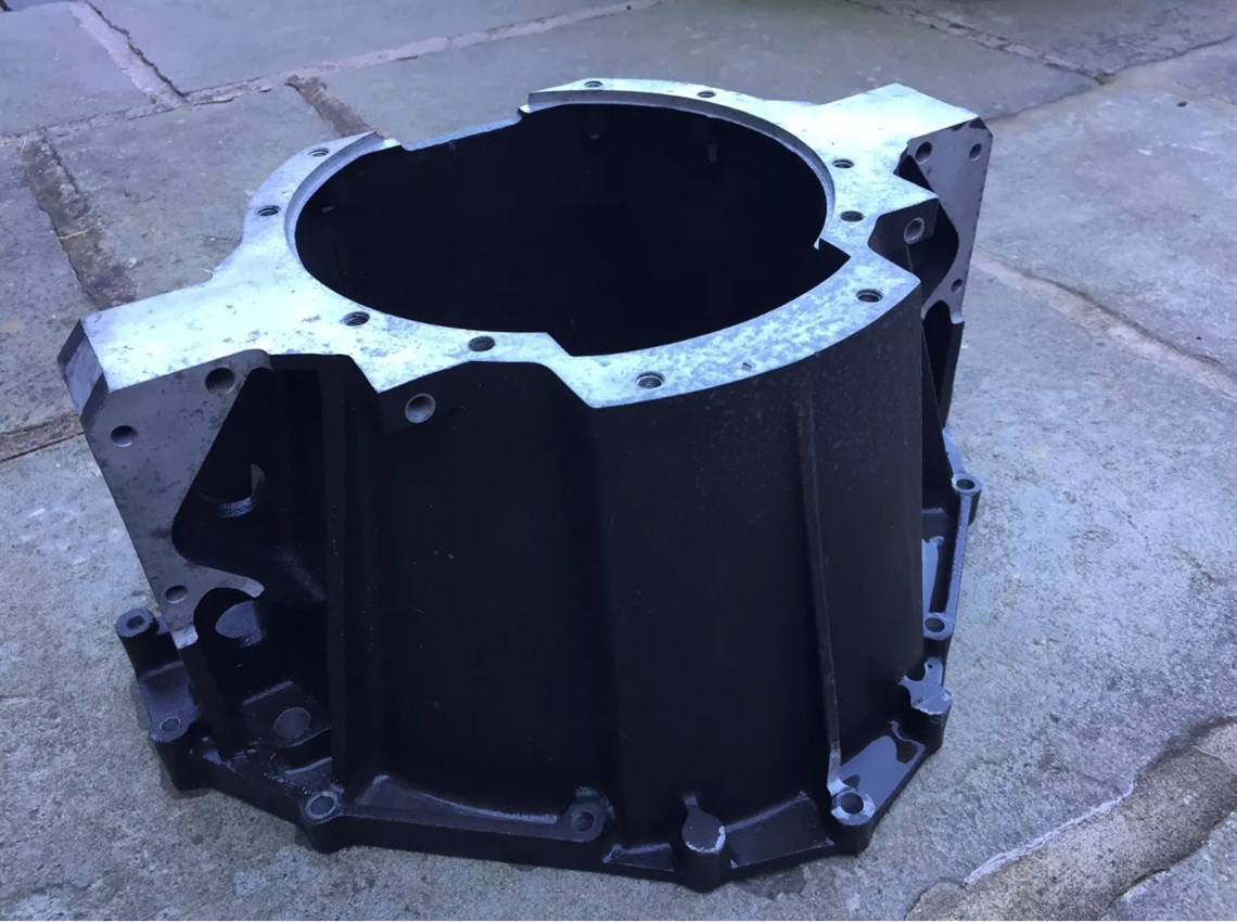 bell-housing-from-indycarsportscar-series-rey