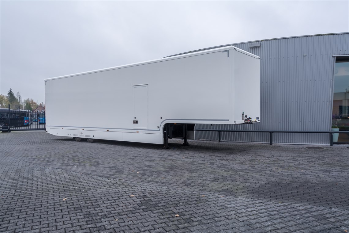 racetrailer-for-cars-max5-only-and-adjustable