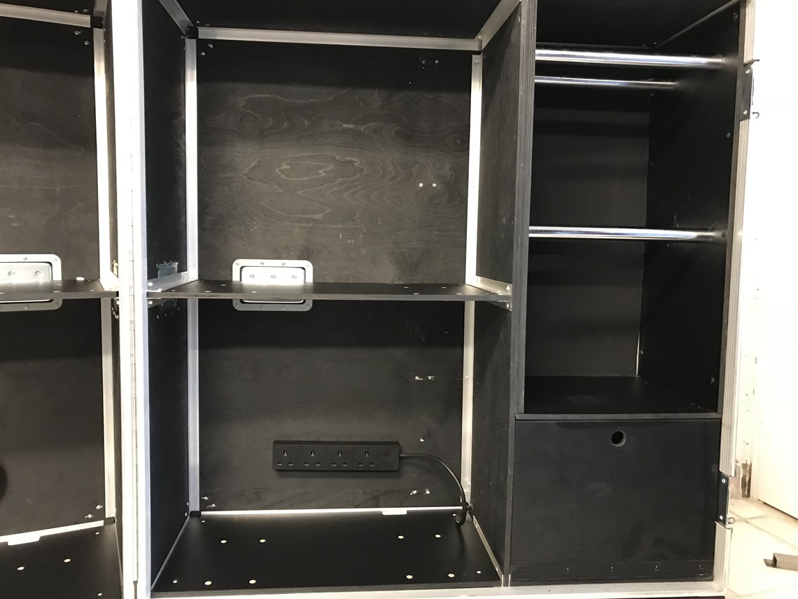 absolute-casing-custom-built-motorsport-fligh