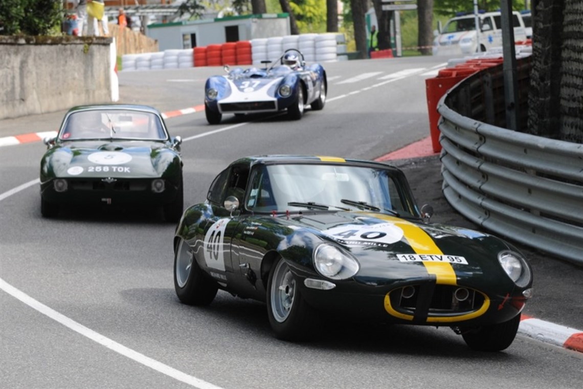1962-jaguar-e-type-coupe-semi-lightweight