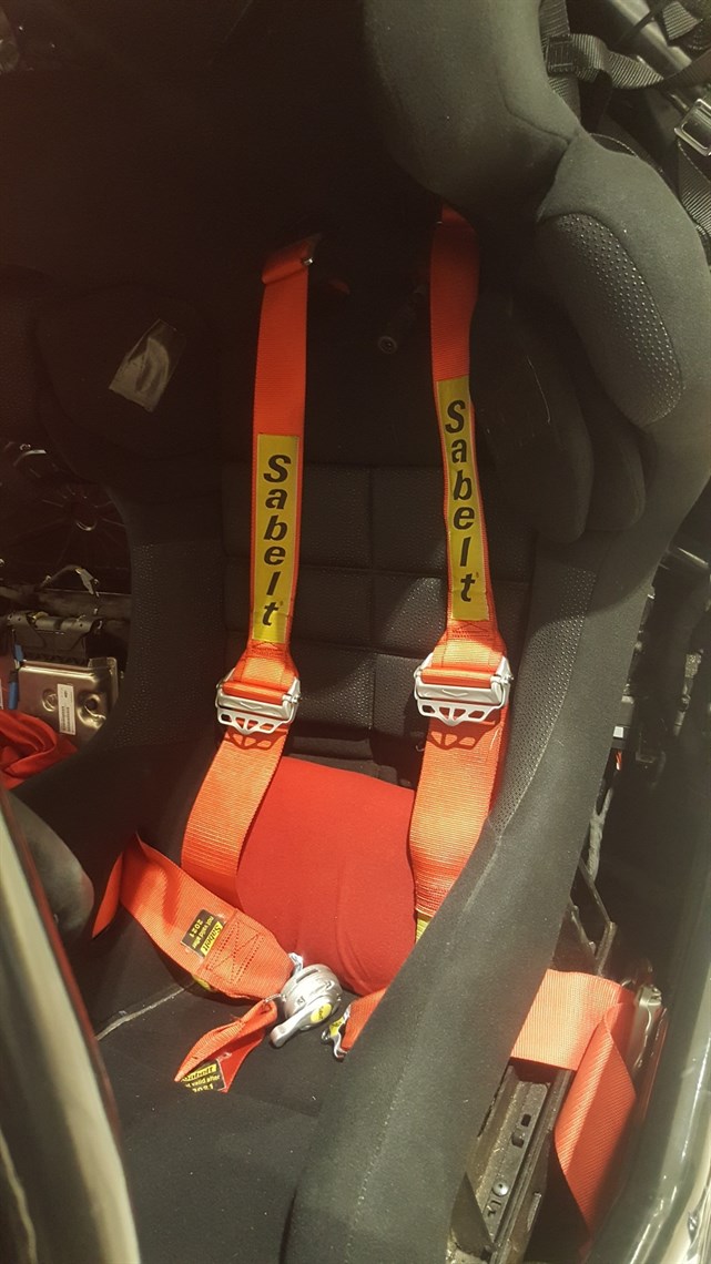 ferrari-488-challenge