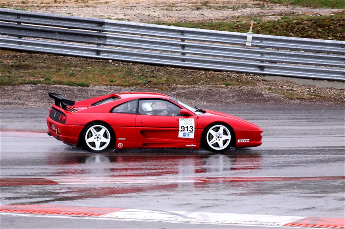ferrari-f355-challenge