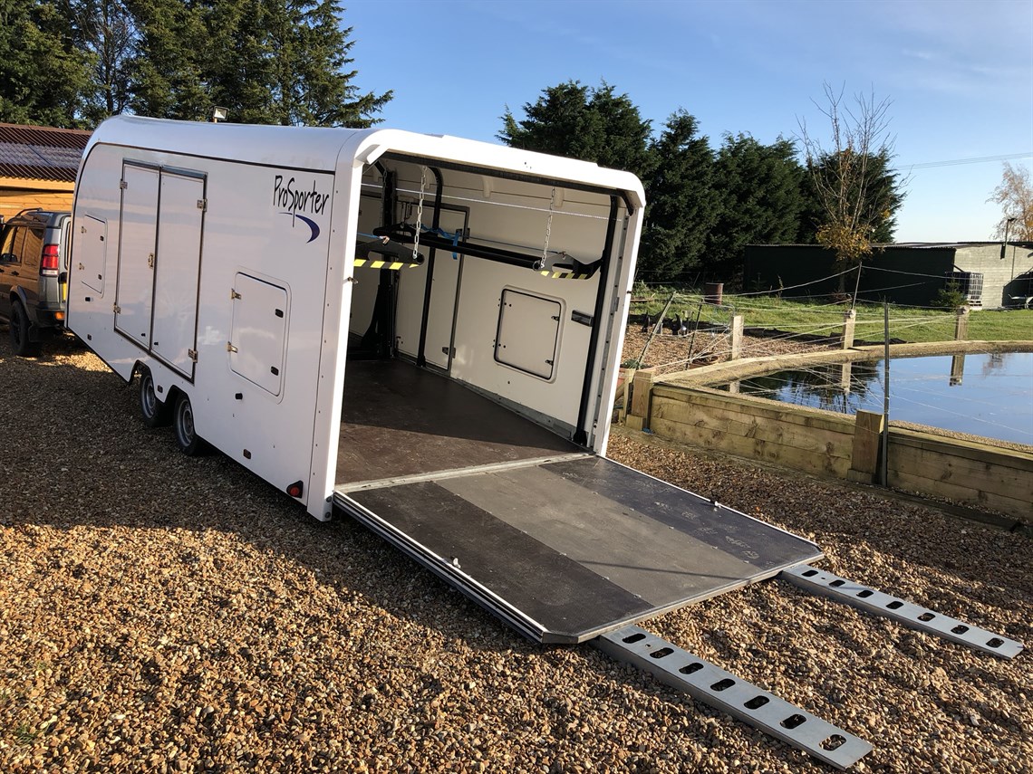 prg-prosporter-xw---carries-one-or-two-cars--