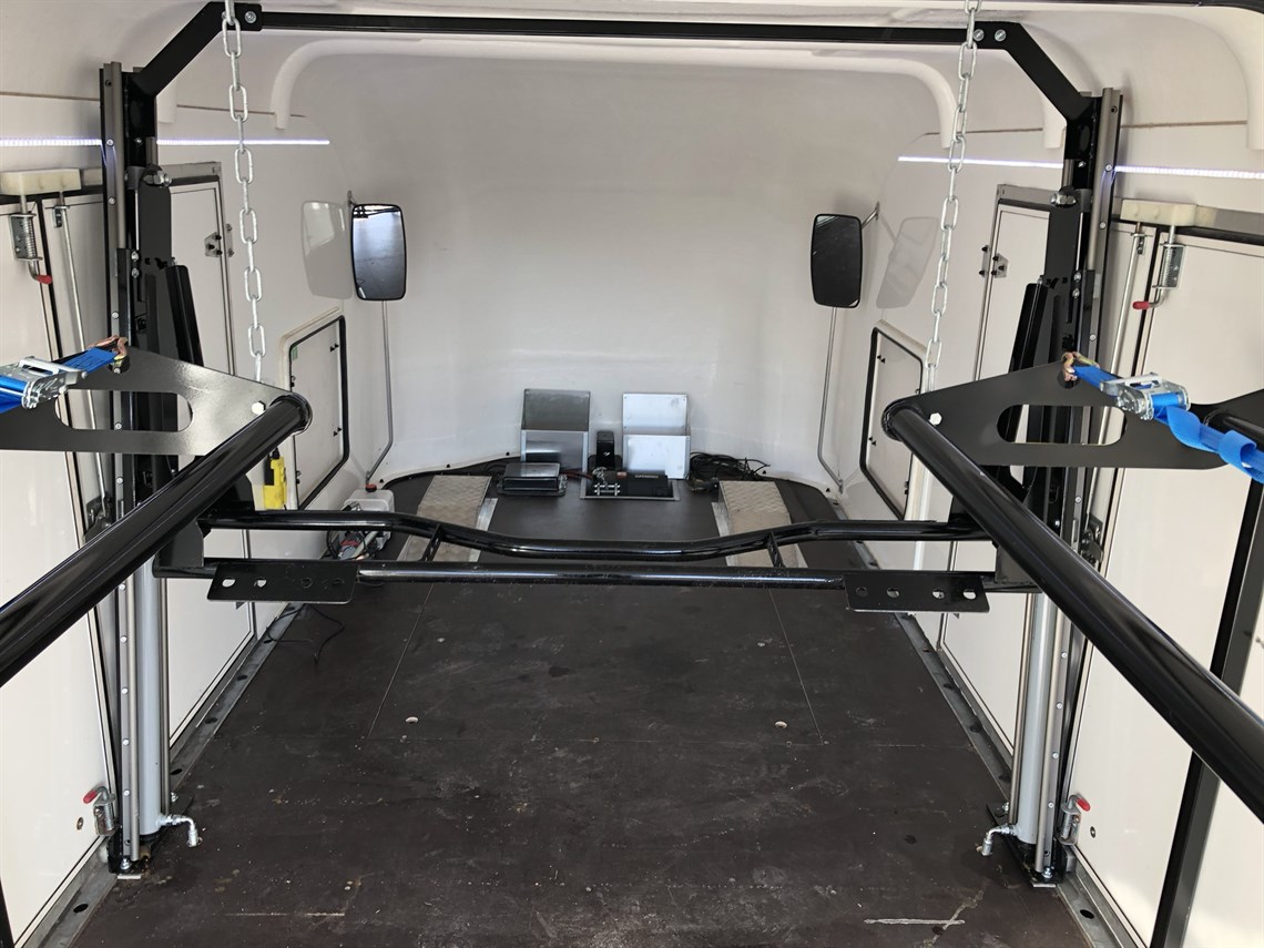 prg-prosporter-xw---carries-one-or-two-cars--