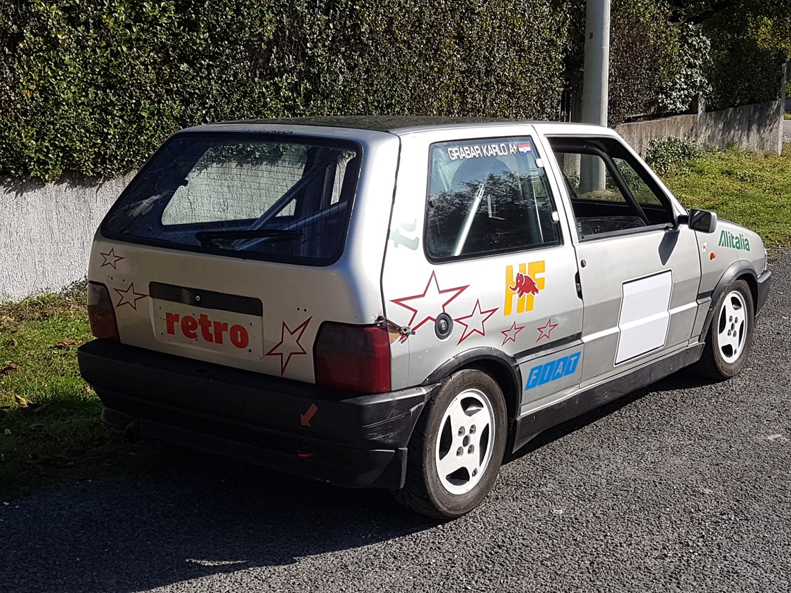 fiat-uno-turbo-ie-ready-for-race