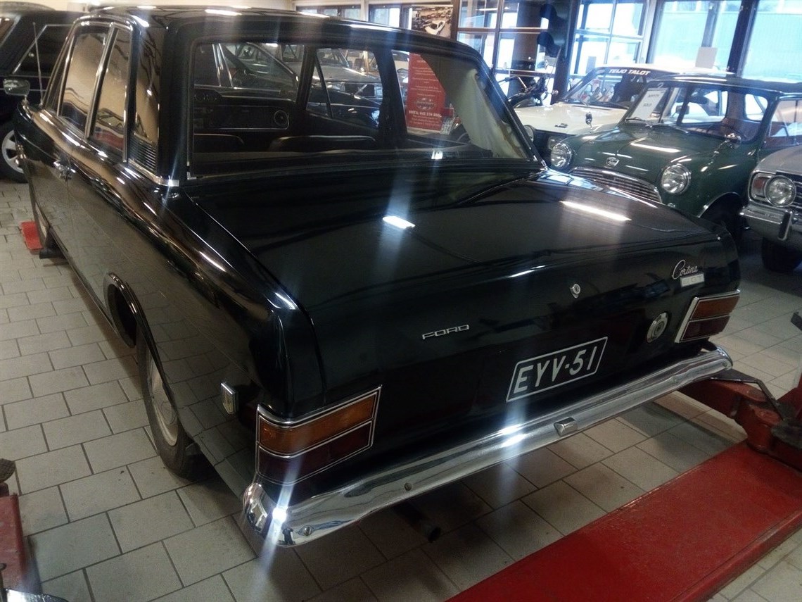 ford-cortina-1600gt-1968