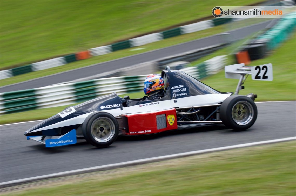 mk-6-long-wheel-base-jedi-race-car-with-suzuk