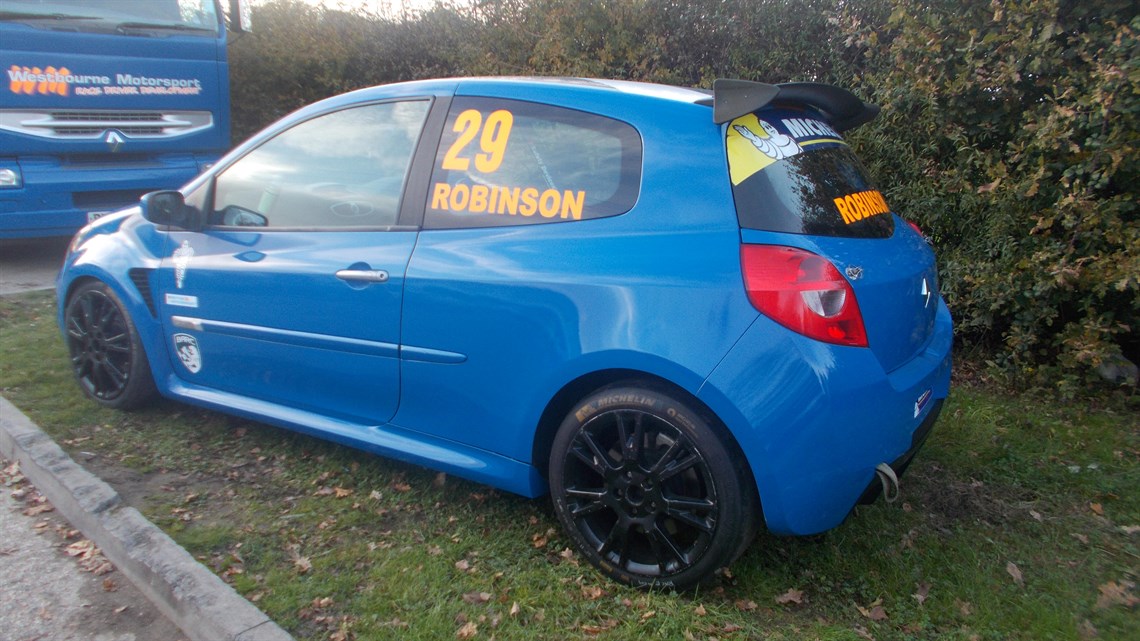 renaultsport-clio-197-race-car