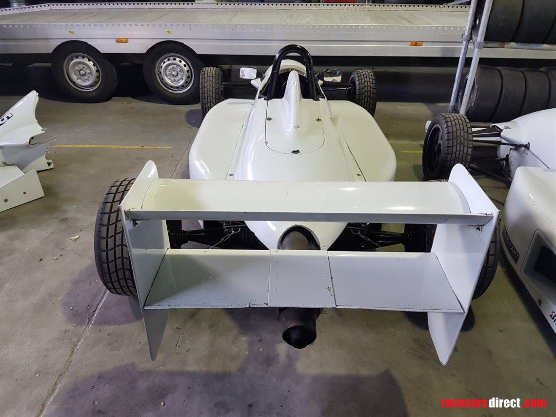 formula-vauxhall-lotus-car