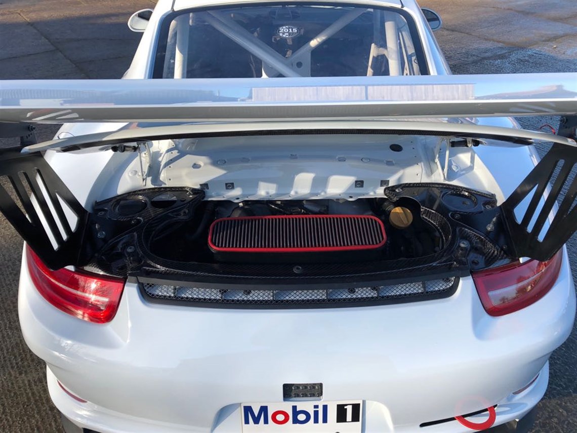 porsche-991-carrera-cup-race-car