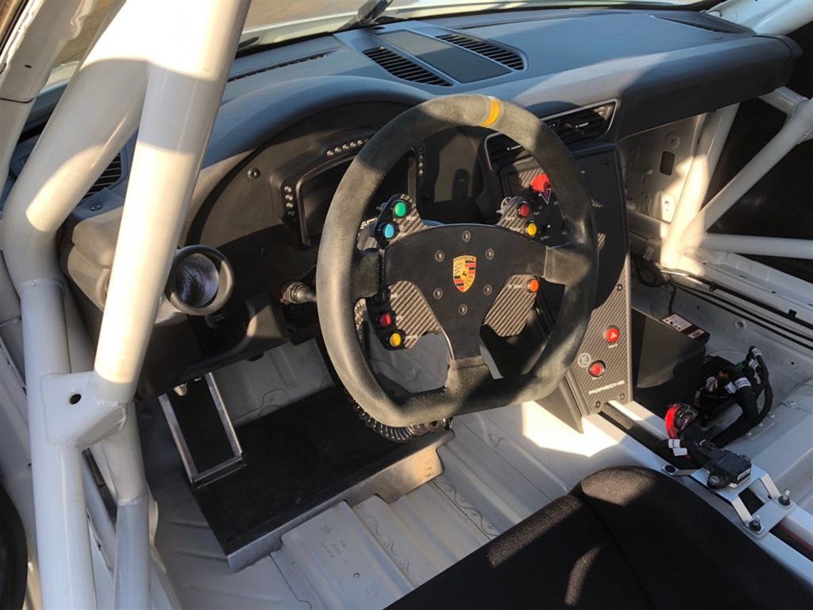 porsche-991-carrera-cup-race-car