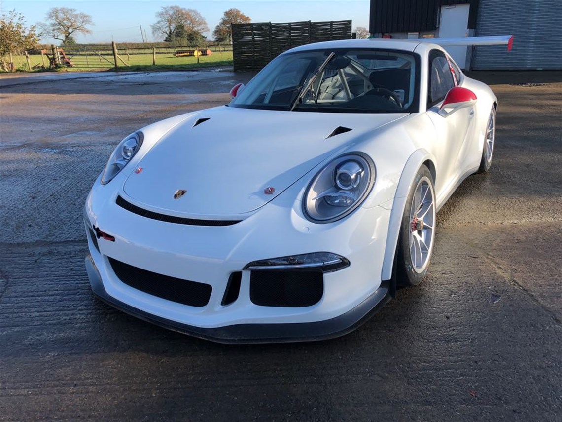 porsche-991-carrera-cup-race-car