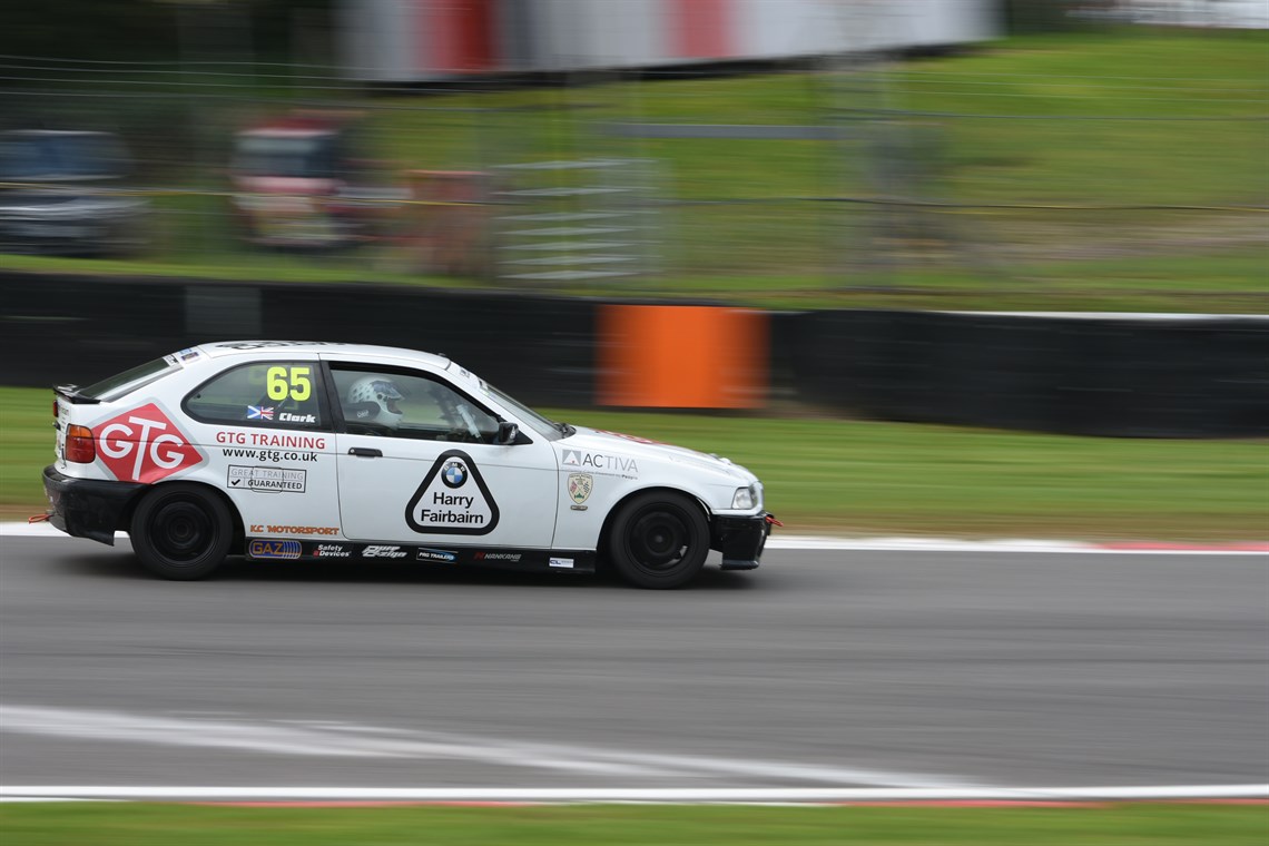 bmw-compact-cup-championship-race-car