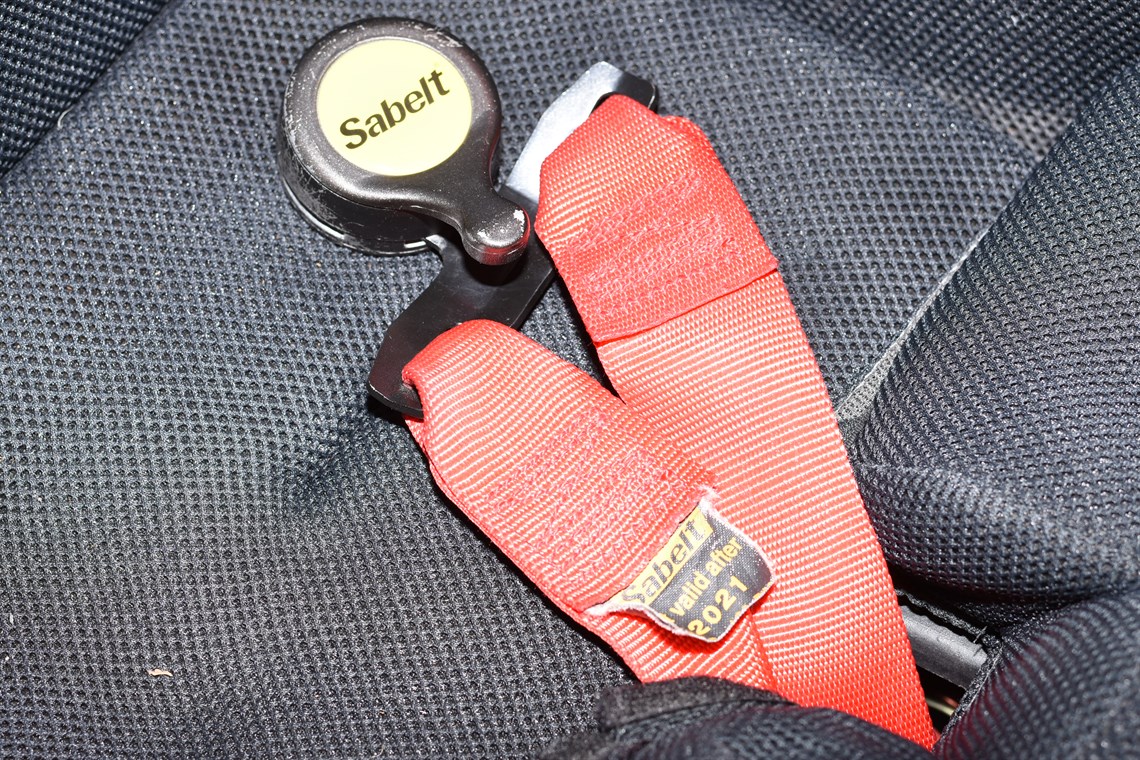 bmw-compact-cup-championship-race-car