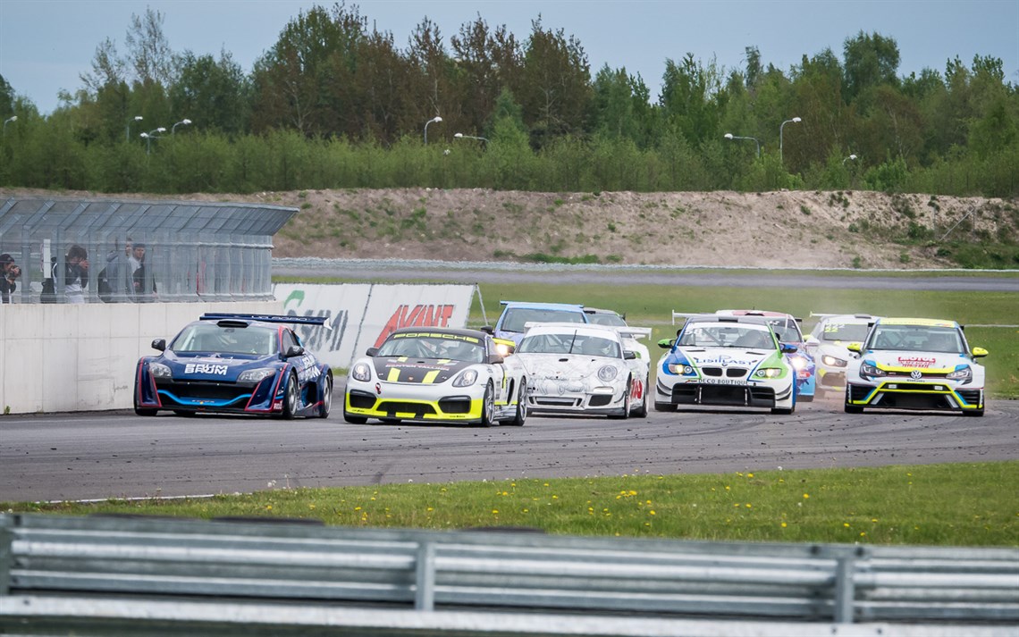 cayman-gt4-clubsport-mr-trophy