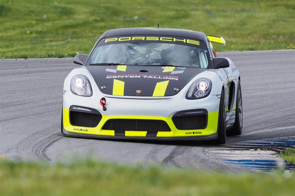 cayman-gt4-clubsport-mr-trophy