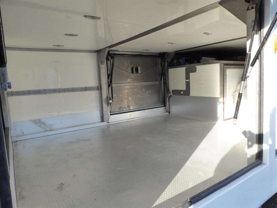 2-car-race-transporter-with-awning