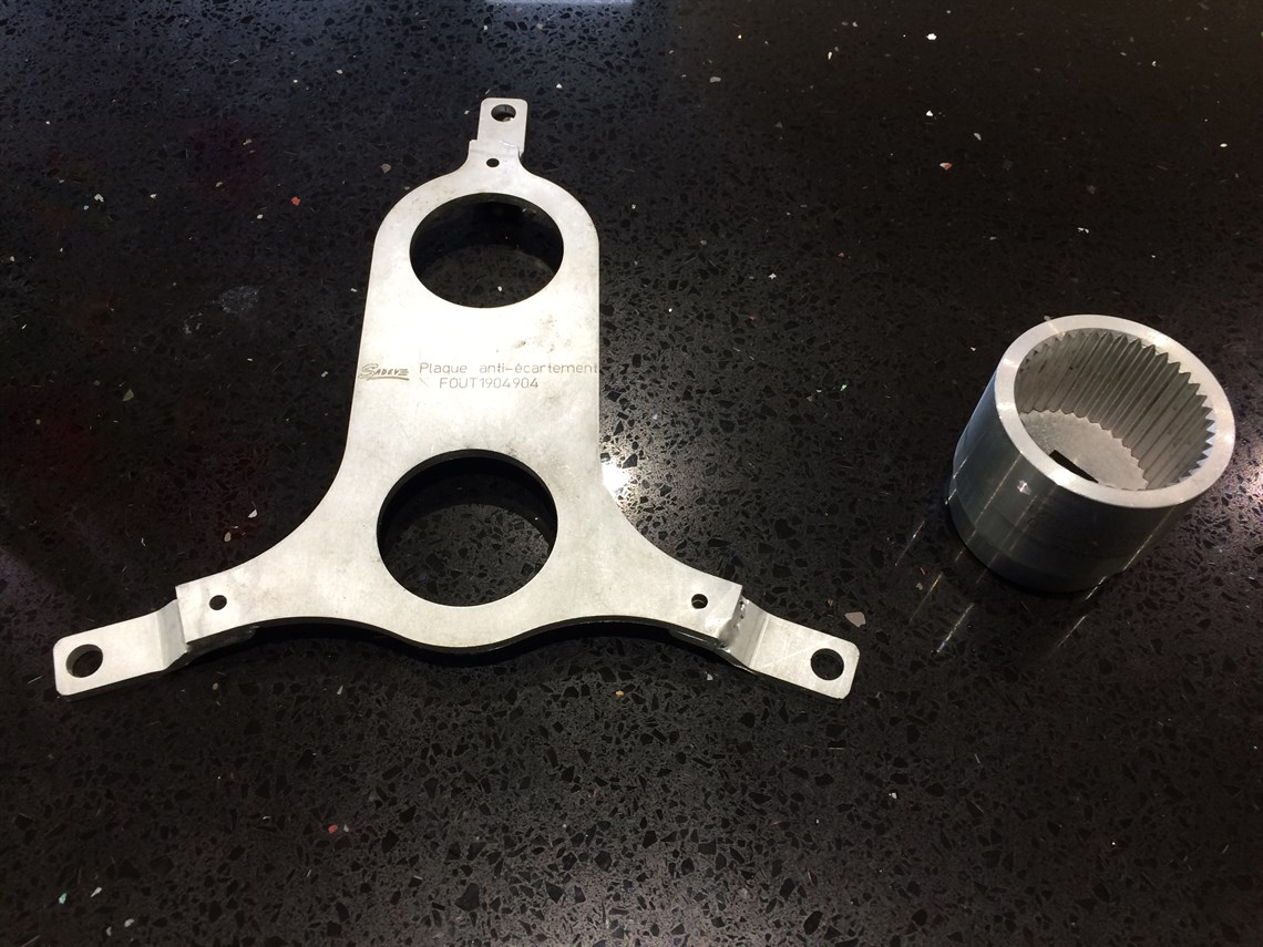 sadev-and-megane-v6-trophy-gear-box-tools