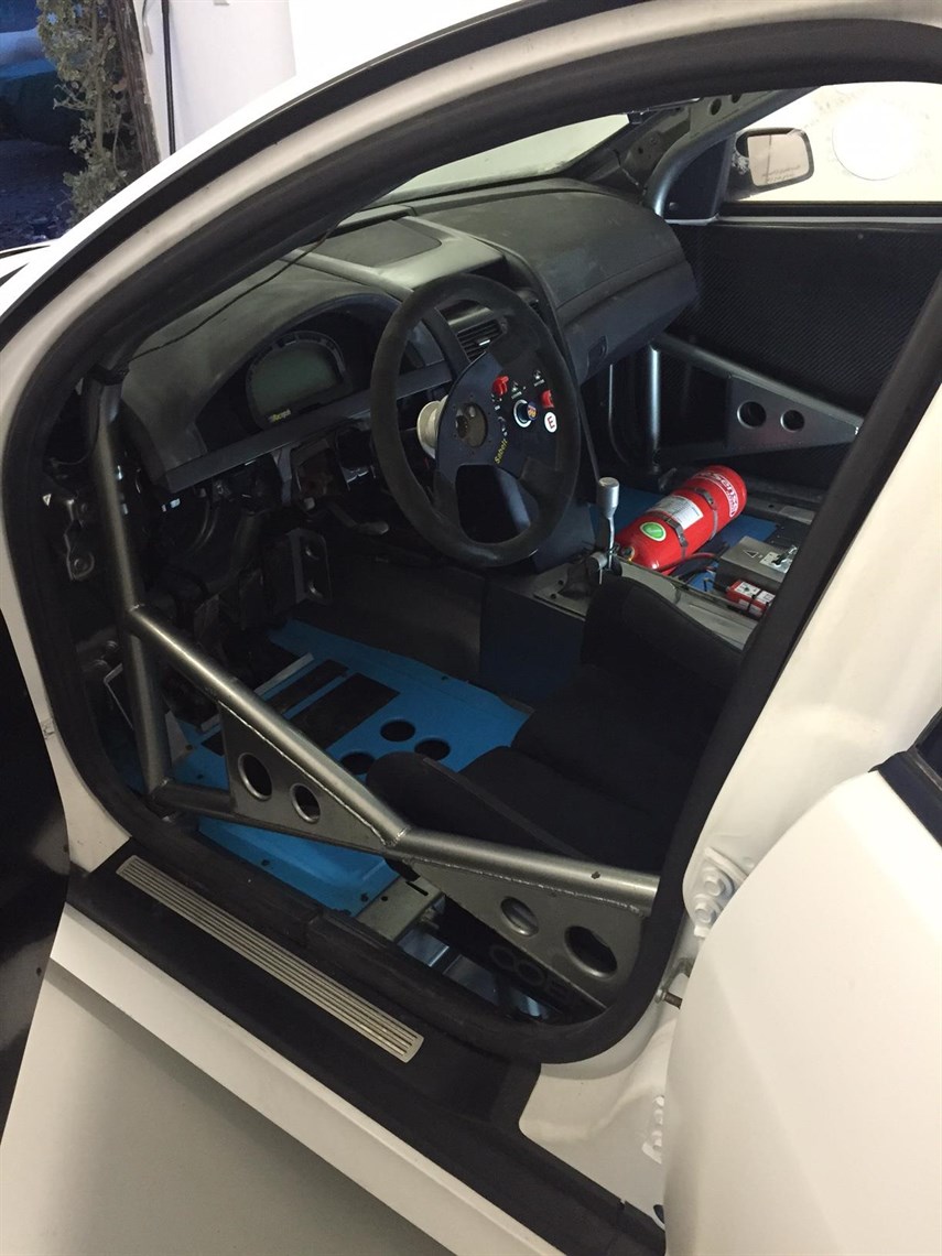 2009-chevrolet-csv-lumina-v8-supercar