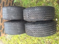 set-of-oz-racing-formula-renault-wheels-tyres