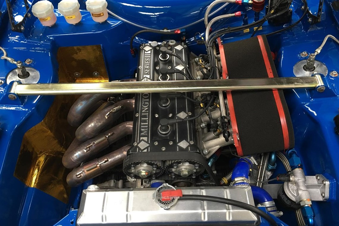 ford-escort-modern-grp4