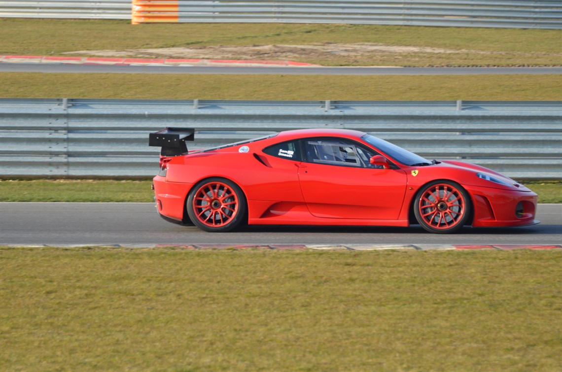 ferrari-430-challenge