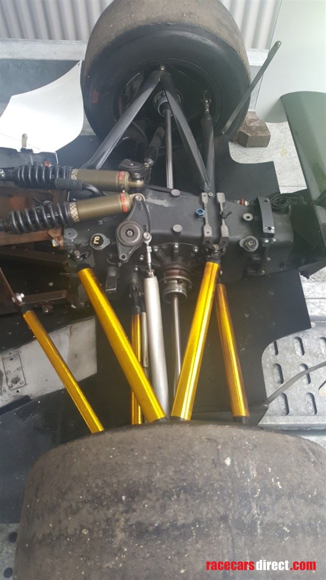 dallara-f301-rolling-chassis