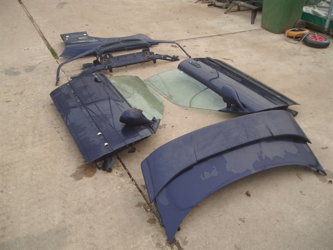 bmw-e36-t45-caged-shell-with-v5-registration