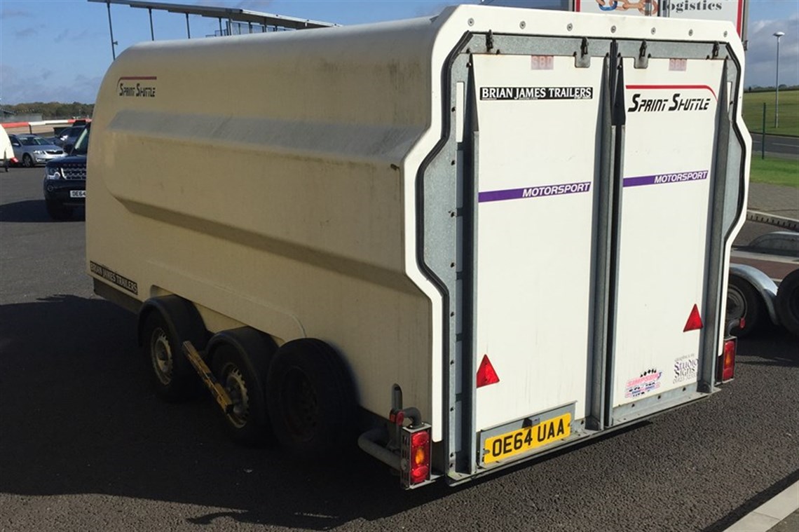 Note locking wheel security