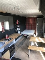 fantastic-man-75-tonne-race-transporter-motor