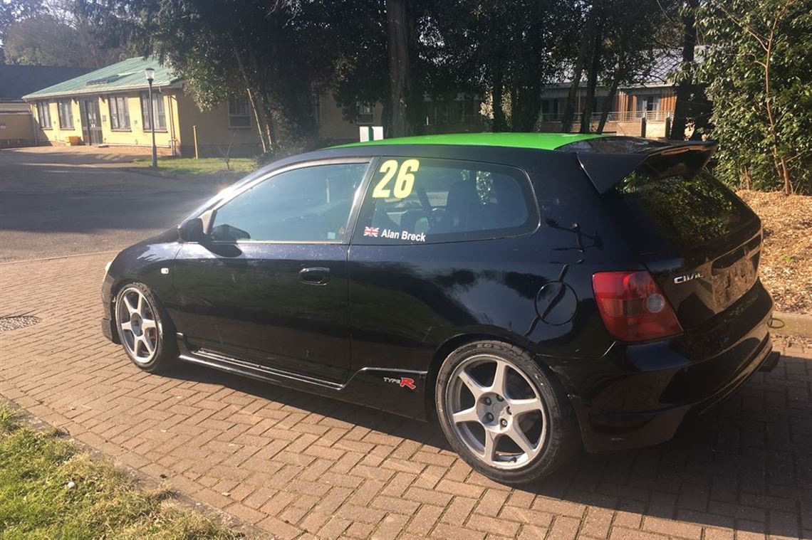 honda-civic-type-r-race-car