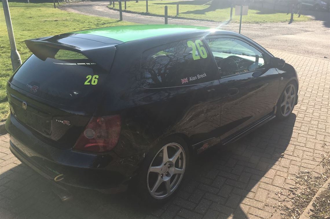 honda-civic-type-r-race-car