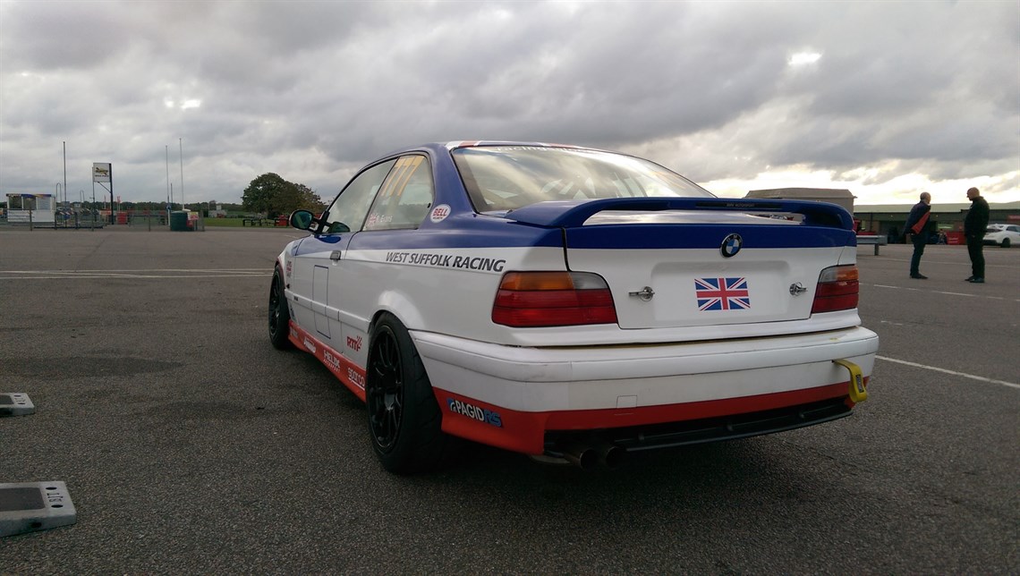 bmw-e36-30-m3-race-car