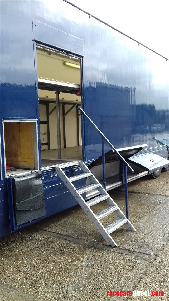 seddon-atkinson-t22129-3-axle-race-car-transp