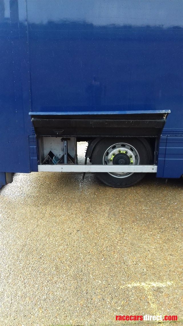seddon-atkinson-t22129-3-axle-race-car-transp