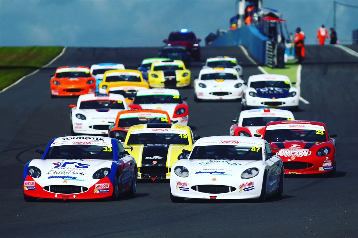 championship-winning-ginetta-juniors-for-sale