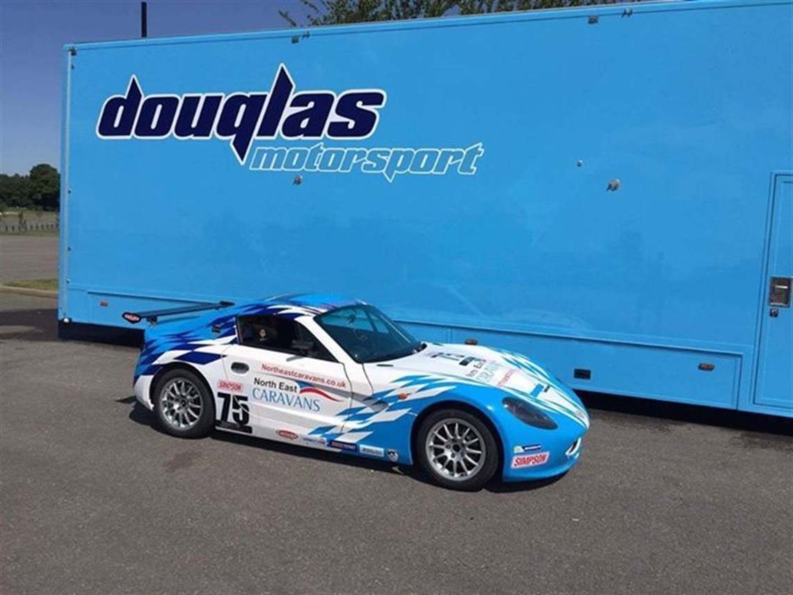 championship-winning-ginetta-juniors-for-sale